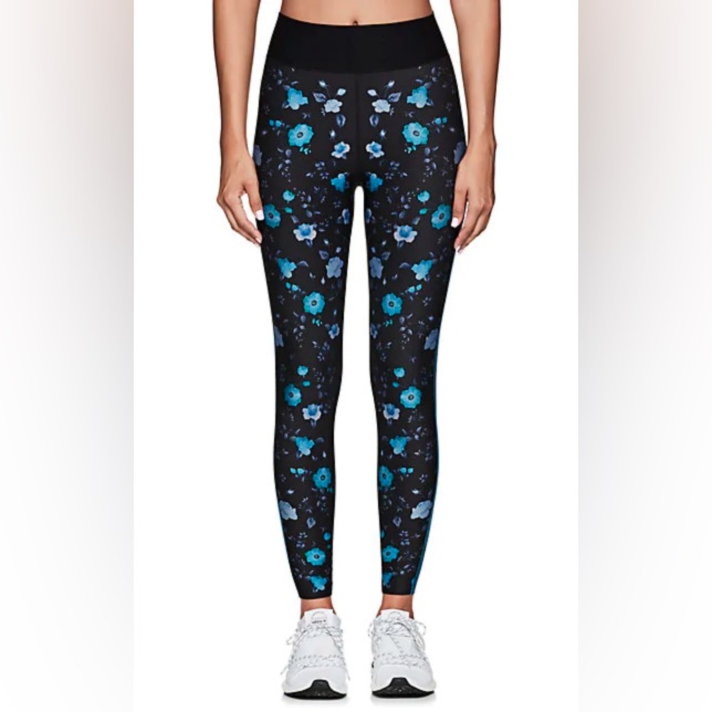 Ultracor Black and Blue Floral leggings